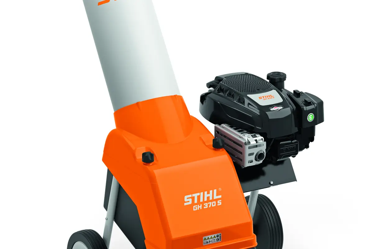 Rębak spalinowy STIHL GH 370S — widok z prawej strony