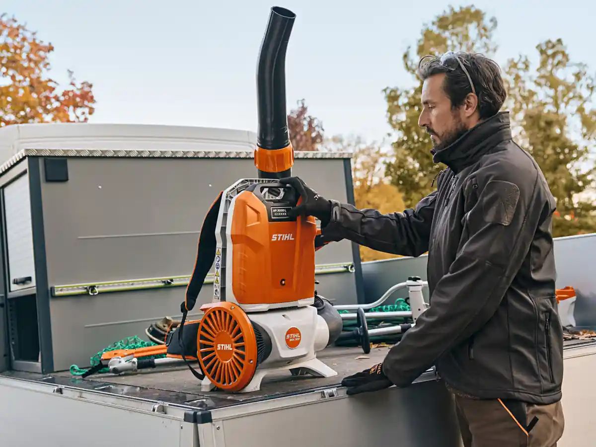 Dmuchawa akumulatorowa STIHL BGA 300