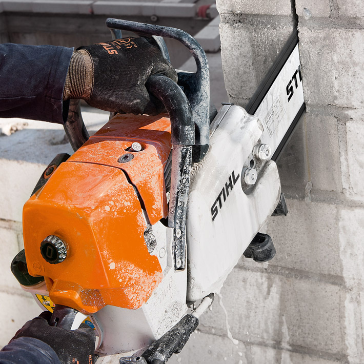 Stihl pilarka do żeliwa GS 461 - Innowacyjna prowadnica Rollomatic G