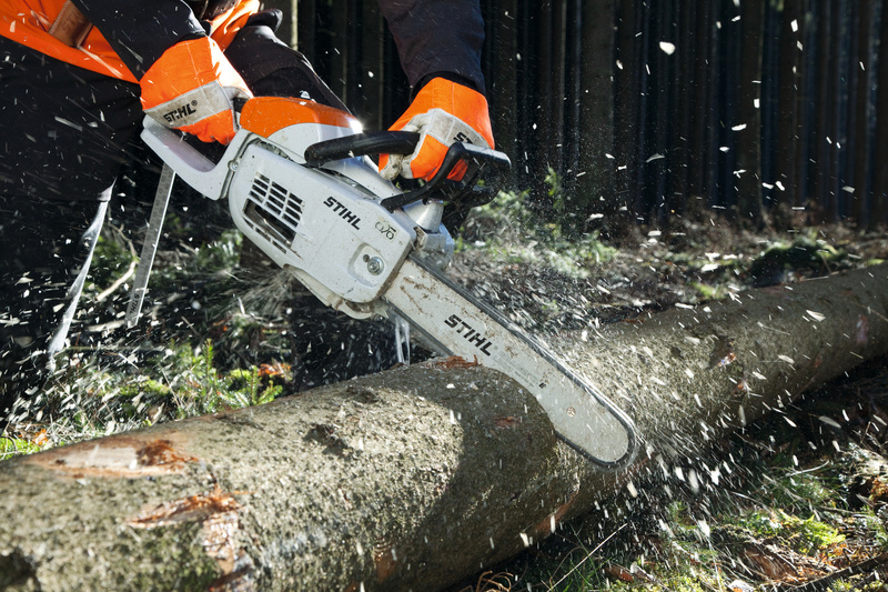 STIHL MS 201 C-M – pilarka spalinowa, prowadnica 35 cm