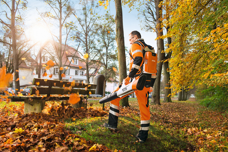STIHL BGA 100 – dmuchawa akumulatorowa, 17 N, 81 m/s
