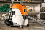 STIHL SE 62 E – odkurzacz przemysłowy, 1,4 kW, adapter do elektronarzędzia