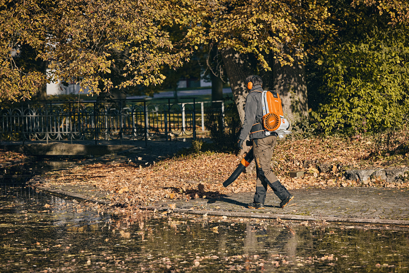 STIHL BGA 300, bez akumulatora i ładowarki 4 poziomy mocy