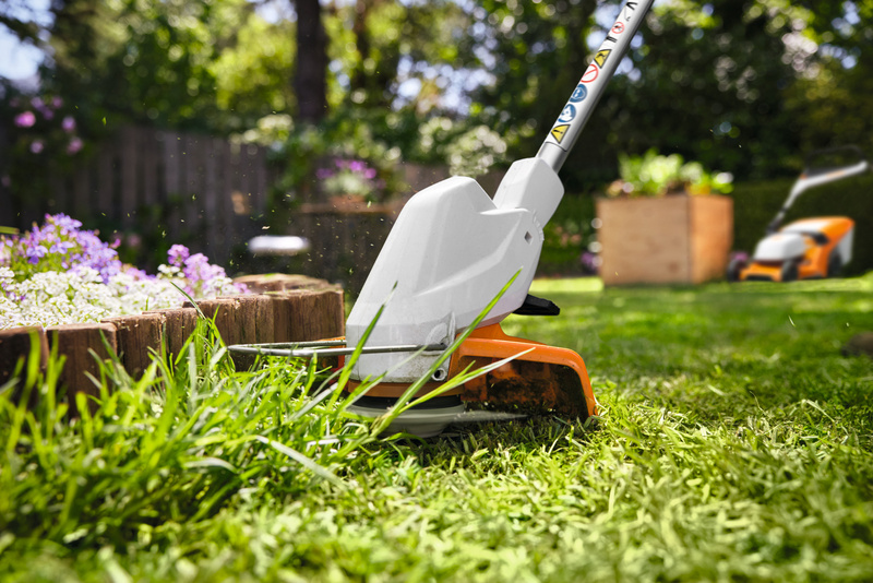 STIHL Kosa akumulatorowa FSA 30 Zestaw z AS2 + AL1
