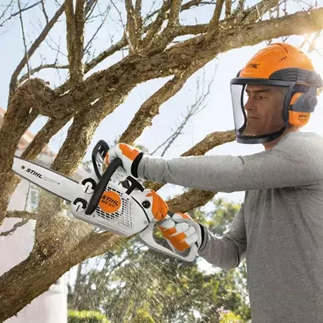 Stihl pilarka spalinowa MS 151 C-E PM3 - bezpieczeństwo i komfort