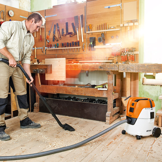 Stihl Odkurzacz przemysłowy SE 62 E [Moc 1,4 kW] Adapter do elektronarzędzia