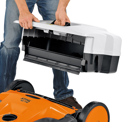 Stihl Zamiatarka ręczna KG 550 - Duży pojemnik
