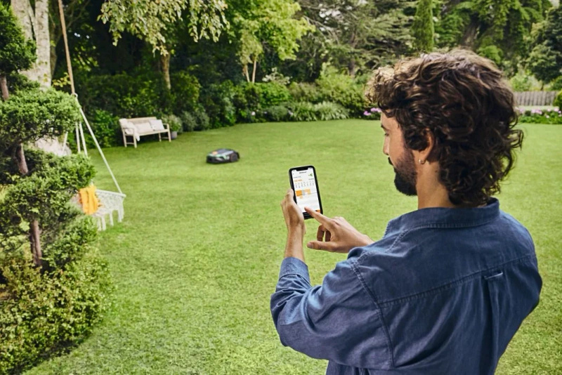 STIHL Robot koszący iMOW 4 EVO (1000m2)