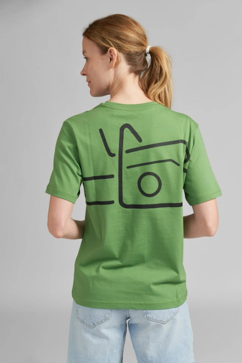 Koszulka CHAINSAW BACK - idealny wybór na prezent