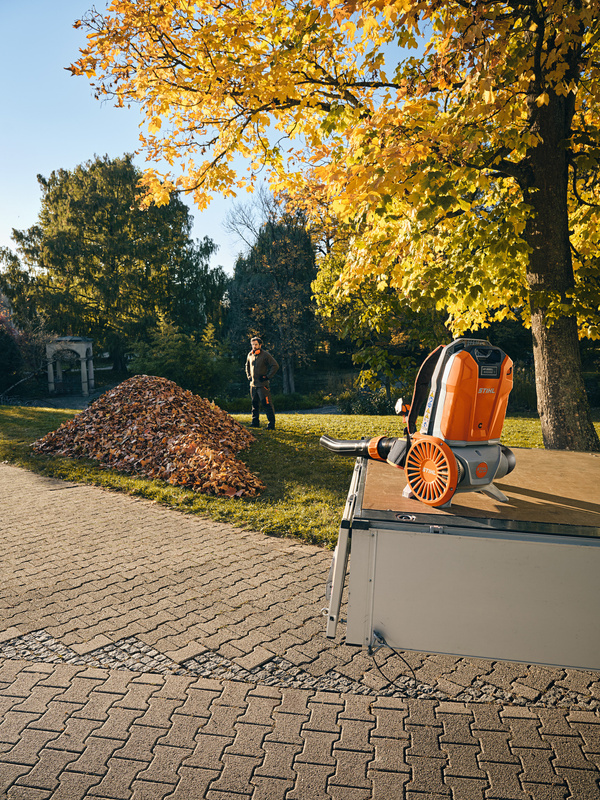 STIHL BGA 300, bez akumulatora i ładowarki 4 poziomy mocy
