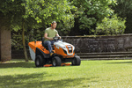 Stihl traktor ogrodowy RT 6127 ZL Hydro Szer. koszenia 125 cm.