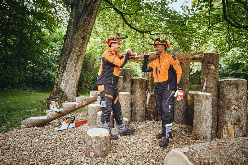 Spodnie STIHL ADVANCE X-FLEX czarne – komfort i wytrzymałość