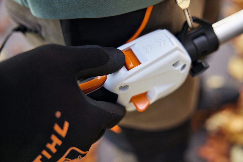 STIHL Kombimotor KMA 120 R - ZESTAW