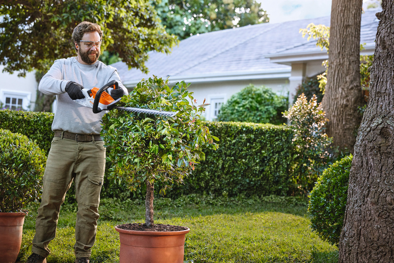 Stihl Zestaw HSA 40 [10 V] Urządzenie + 2 x AS 2 + AL 1