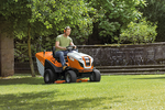 Stihl traktor ogrodowy RT 6127 ZL Hydro Szer. koszenia 125 cm.
