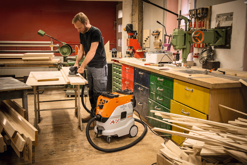 STIHL SE 133 ME - odkurzacz przemysłowy - do pyłów klasy M