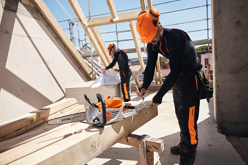 STIHL MSA 200 C-B – pilarka akumulatorowa, prowadnica 30 cm