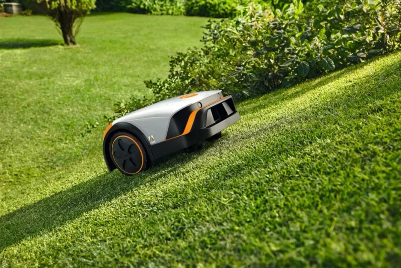 STIHL Robot koszący iMOW 7 (5000m2)