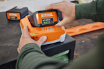 Stihl Ładowarka AL 301 - wskaźnik stanu pracy (LED)