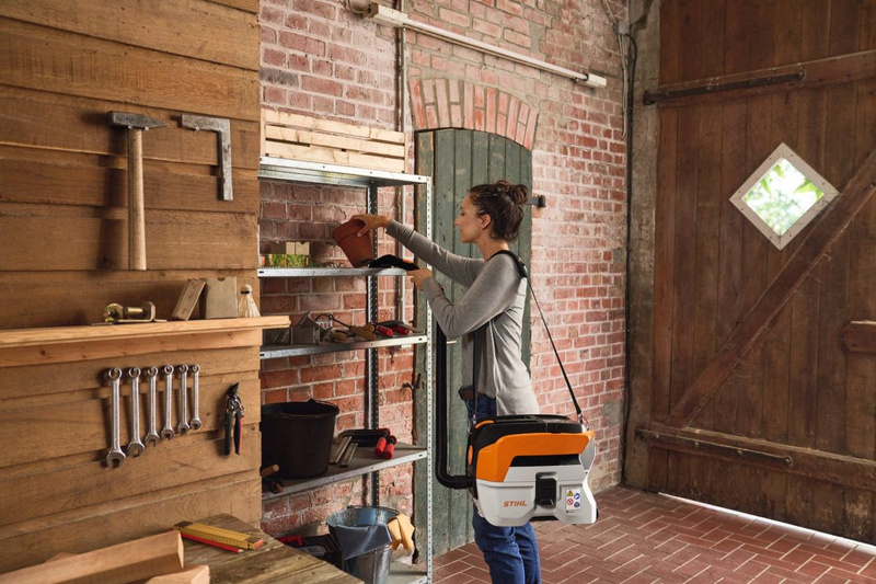 STIHL SEA 50 L- odkurzacz akumulatorowy bez akumulatora i ładowarki