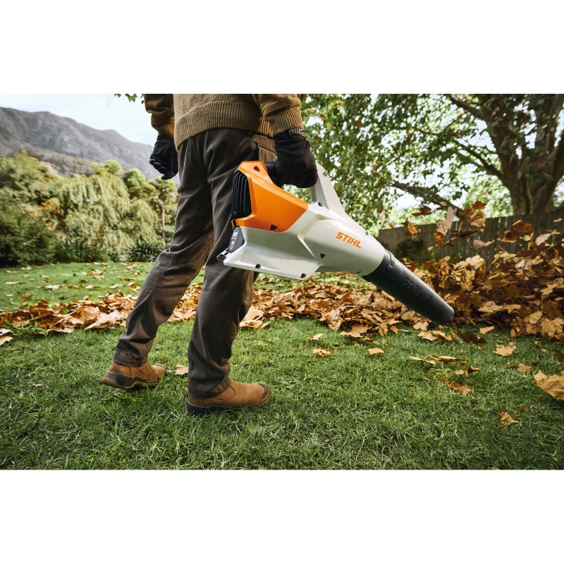 Dmuchawa do liści akumulatorowa STIHL BGA 110 (bez akumulatora i ładowarki)
