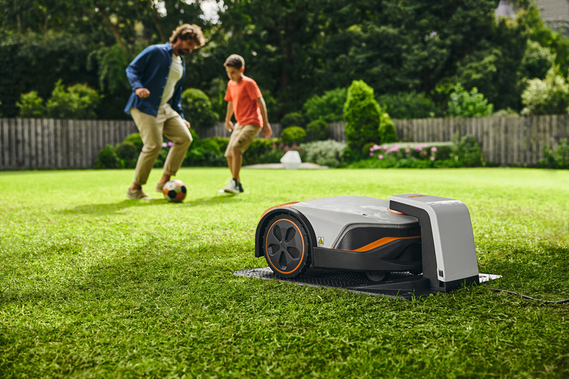 STIHL iMOW 6 – robot koszący, do 3000 m² (powystawowy)