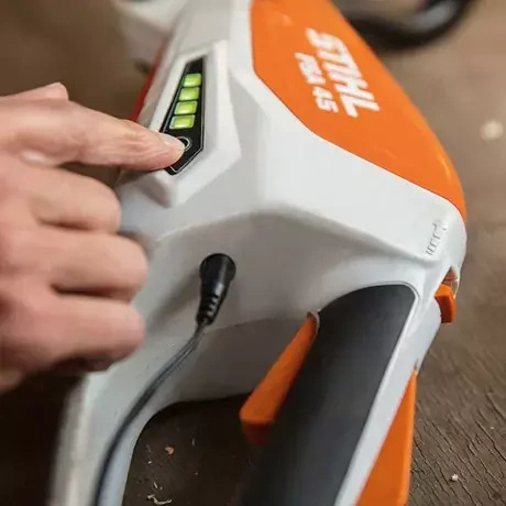 Stihl Podkaszarka akumulatorowa FSA 45 [18 V] Ciężar 2,3 kg, głowica PolyCut 2-2 - wydajność i oszczędność energii