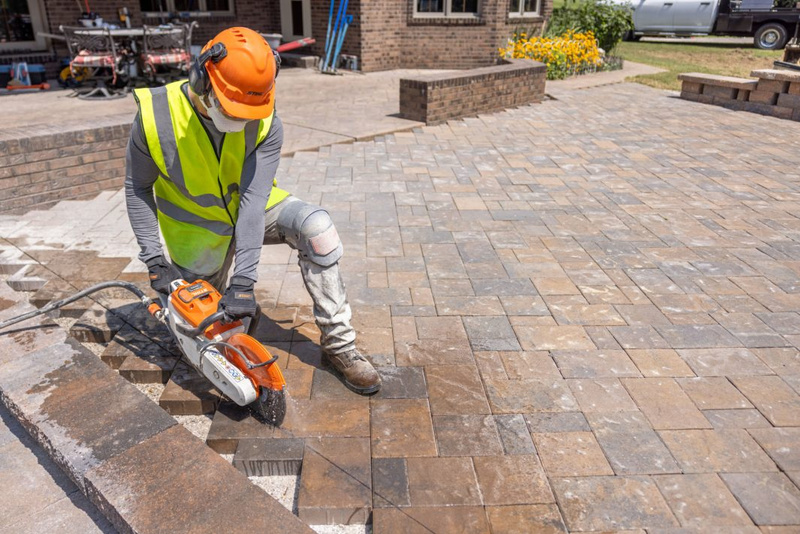 Przecinarka ratownicza STIHL TSA 300 R – mobilność i precyzja