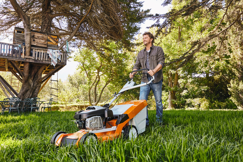 Stihl kosiarka spalinowa RM 655 V [Moc 3,5 KM] Szer. koszenia 53 cm, poj. kosza 70L