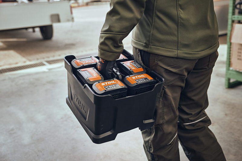 Nośnik akumulatora STIHL – uniwersalny uchwyt do narzędzi