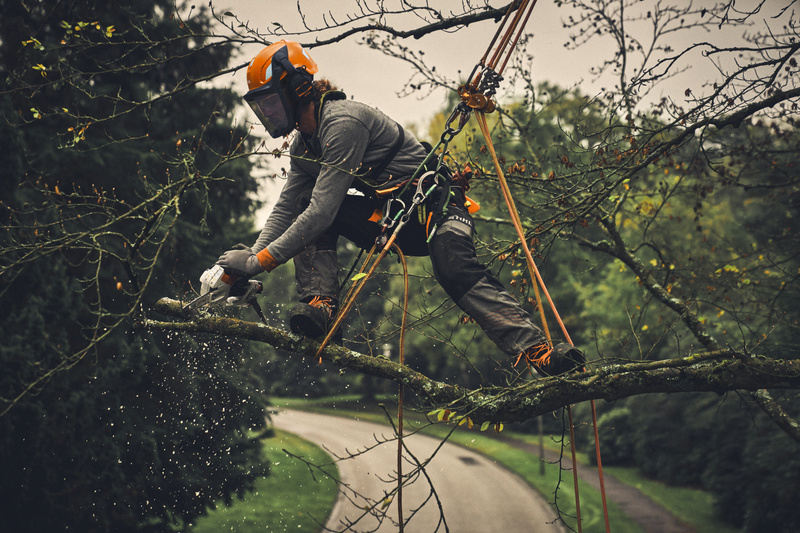 Stihl Przecinarka akumulatorowa GTA 40  [ 21,6 V] Prowadnica: 15 cm 1/4" 1,1 BEZ AKUMULATORA I ŁADOWARKI !!