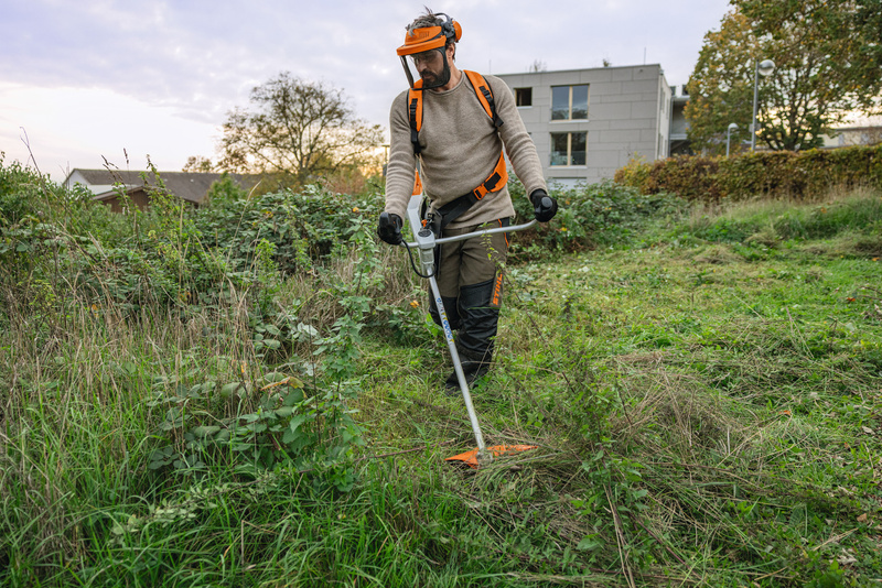 STIHL Kosa akumulatorowa FSA 200
