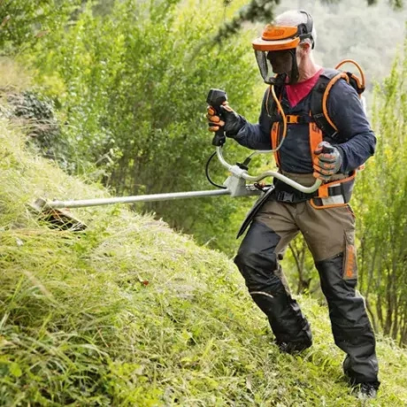 Stihl Kosa akumulatorowa FSA 130. Głowica żyłkowa AC C 26-2 - ZESTAW