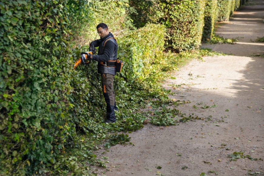 Stihl Nożyce akumulatorowe do żywopłotów HSA 130 T [36 V] z systemem AP. listwa tnąca o dł. 75 cm - wydajność akumulatora