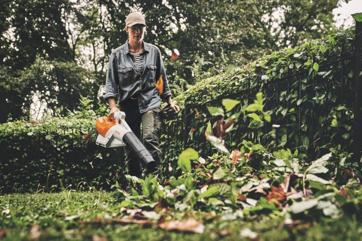 Stihl Dmuchawa akumulatorowa BGA 250 - ekologiczne rozwiązanie