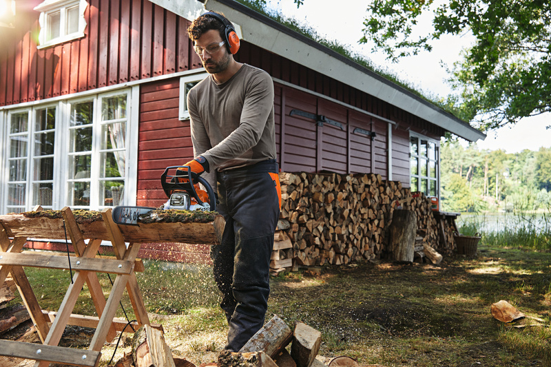 Stihl pilarka spalinowa MS 212 C-BE PM3 [Moc 2,4 KM] Prowadnica: 35 cm 3/8” 1,3 L04