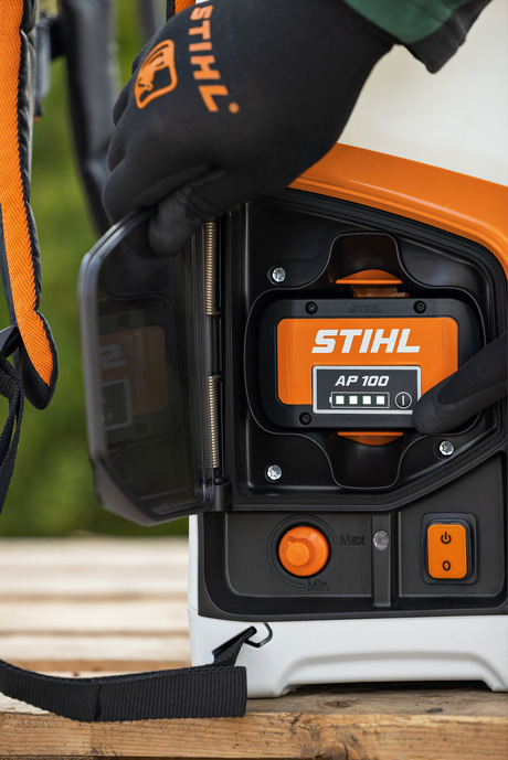 Stihl Opryskiwacz akumulatorowy SGA 85 [36 V] z systemem AP. Pojemność 17L - ZESTAW