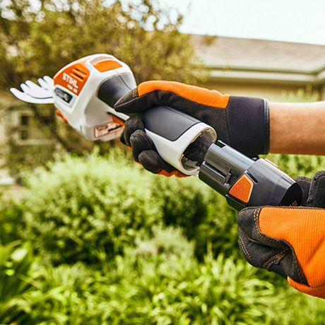 STIHL Nożyce do krzewów HSA 26 (Akumulator + Ładowarka)